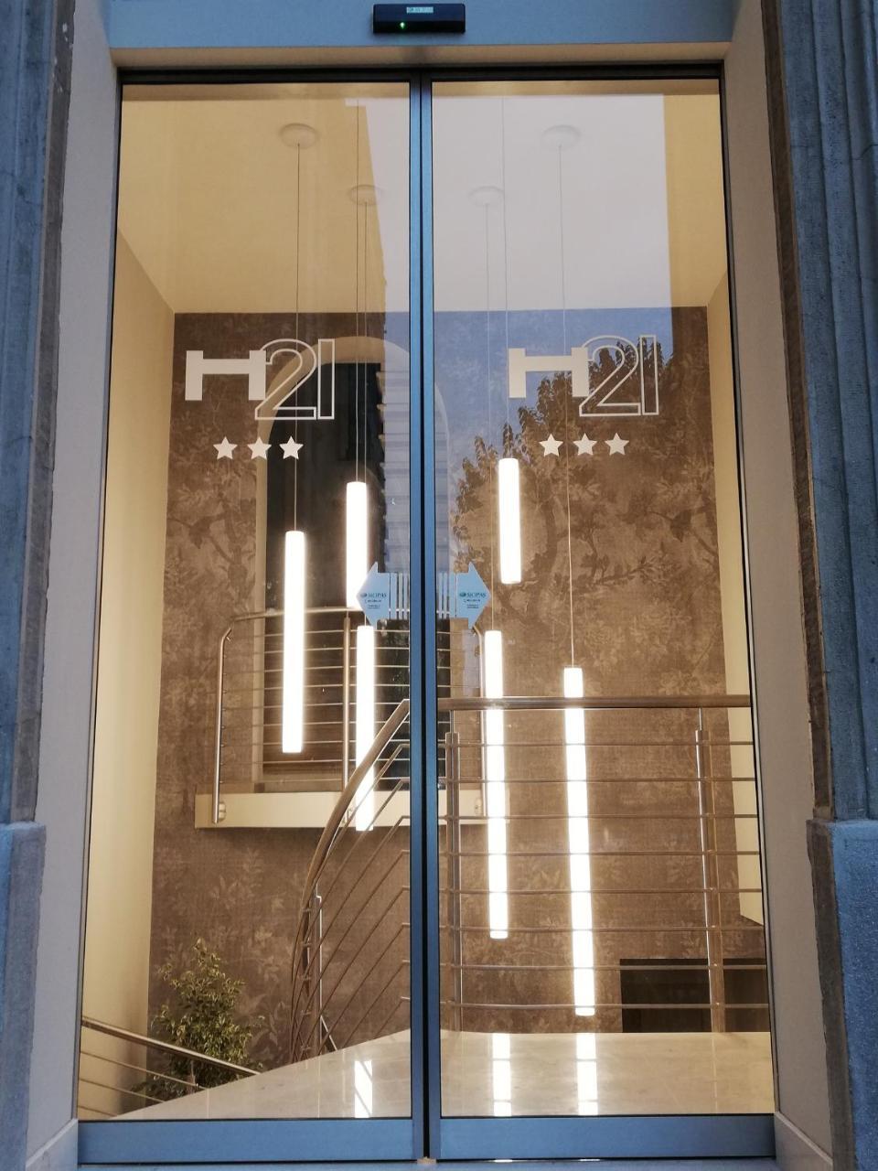 Hotel H21 Milan Exterior photo